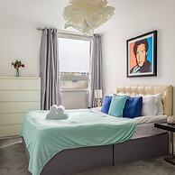 2-bed by Battersea Park