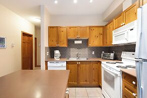 Deer Run by Whistler Premier