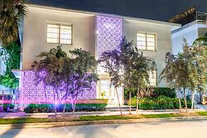 Kasa Collins Park Miami Beach Convention Center