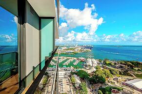 Luxury Studio Downtown Miami Bay View