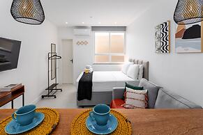 10 Minutes From Flamengo Beach Next to the Subway Ct404