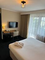 Amber Blue Wellness & SPA