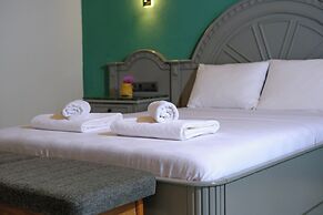 Sun Shine Butik Otel Kaş