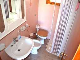 Taki Holiday Home on the First Floor With two Bathrooms in San Foca