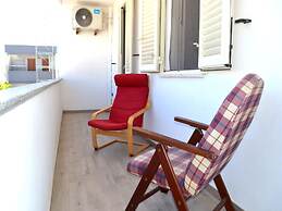 Taki Holiday Home on the First Floor With two Bathrooms in San Foca