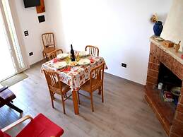 Taki Holiday Home on the First Floor With two Bathrooms in San Foca