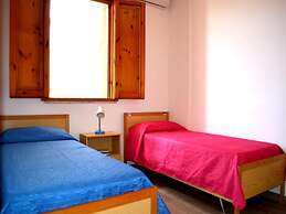 Taki Holiday Home on the First Floor With two Bathrooms in San Foca