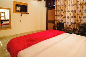 Goroomgo Grand Kailash View Homestay Himachal Pradesh