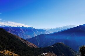 Goroomgo Grand Kailash View Homestay Himachal Pradesh