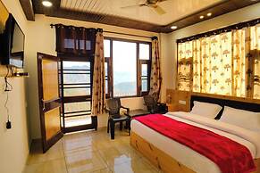 Goroomgo Grand Kailash View Homestay Himachal Pradesh