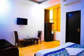 Airport Hotel Ashoka Palace