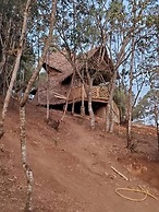 Ngorongoro economy Lodge