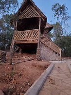Ngorongoro economy Lodge