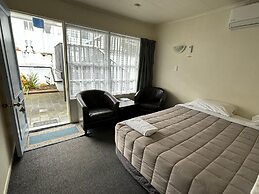 Kowhai motel