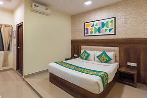 Treebo Cranberry Delight