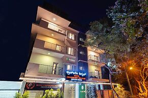 Treebo Cranberry Delight