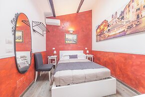 Room-small Double Room in History House