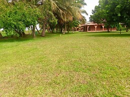 Mekandi Riverside Resort