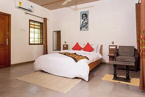 Mekandi Riverside Resort