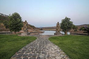 Toyam by Orchid Hotels