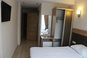 Longoz Hotel