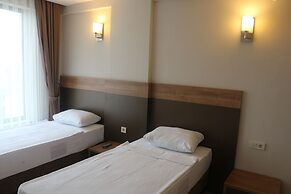 Longoz Hotel