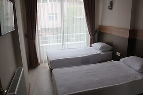 Longoz Hotel