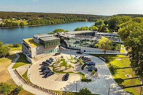 Hotel GLAR Conference & SPA