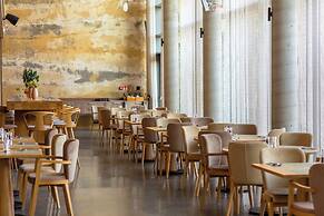 Hotel GLAR Conference & SPA