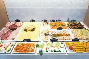 Hotel GLAR Conference & SPA