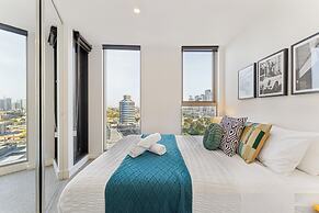 Mega Style Apartments Kings Domain