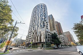 Mega Style Apartments Kings Domain