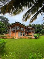 Lou Moon Eco-Luxury Resort