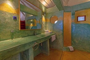 Lou Moon Eco-Luxury Resort