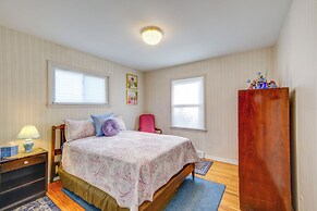Charming Home - 4 Mi to Euclid Creek Reservation