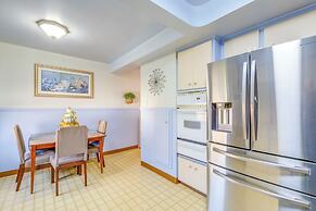Charming Home - 4 Mi to Euclid Creek Reservation