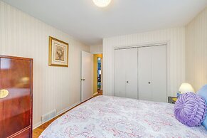 Charming Home - 4 Mi to Euclid Creek Reservation