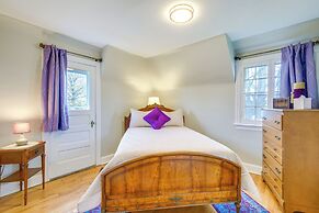 Inviting Vacation Home: 2 Mi to Mill Creek Falls!