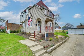 Inviting Vacation Home: 2 Mi to Mill Creek Falls!