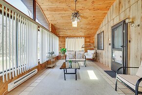 Cozy Tobyhanna Home w/ Lake Carobeth Access