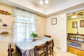 Cleveland Heights Home w/ Sunroom: Park Across St!