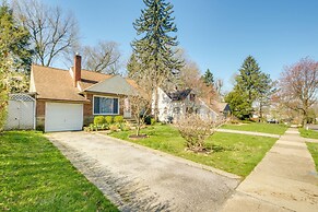 Cleveland Heights Home w/ Sunroom: Park Across St!