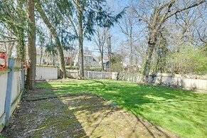 Cleveland Heights Home w/ Sunroom: Park Across St!