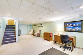 Cleveland Heights Home w/ Sunroom: Park Across St!