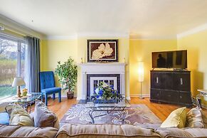 Cleveland Heights Home w/ Sunroom: Park Across St!