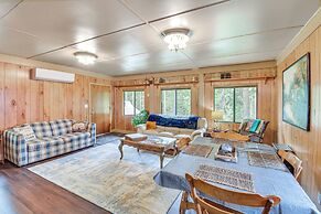 Sugar Pine Cabin w/ Fire Pit ~ 8 Mi to Yosemite