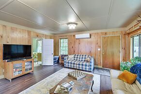 8 Mi to Yosemite National Park: Cabin w/ Fire Pit