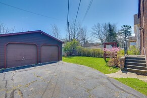 South Euclid Apt < 10 Mi to Downtown Cleveland!