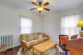 South Euclid Apt < 10 Mi to Downtown Cleveland!