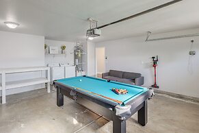Bakersfield Home w/ Pool Table, Cornhole + More!